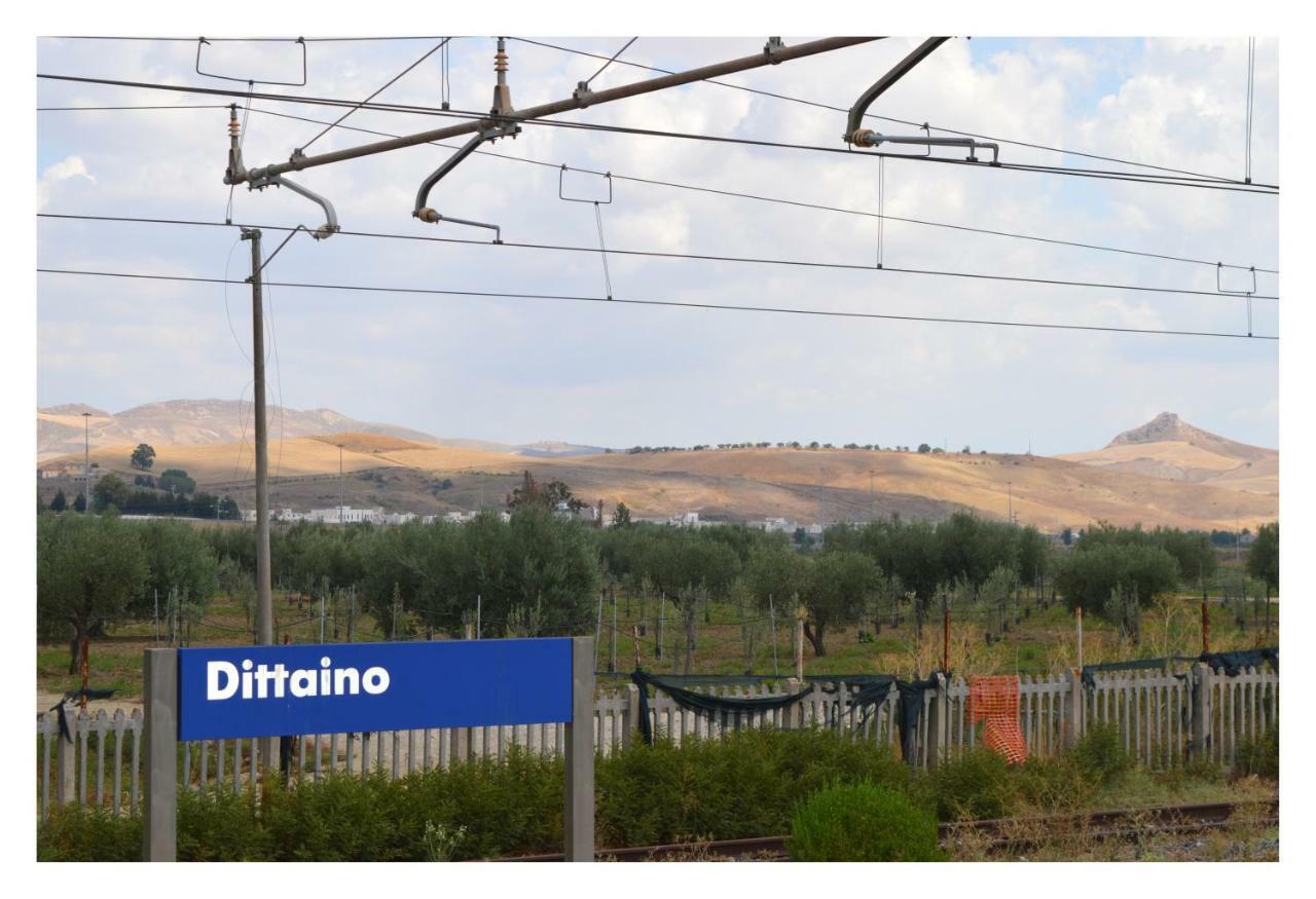 B&B Stazione Dittaino Assoro Esterno foto